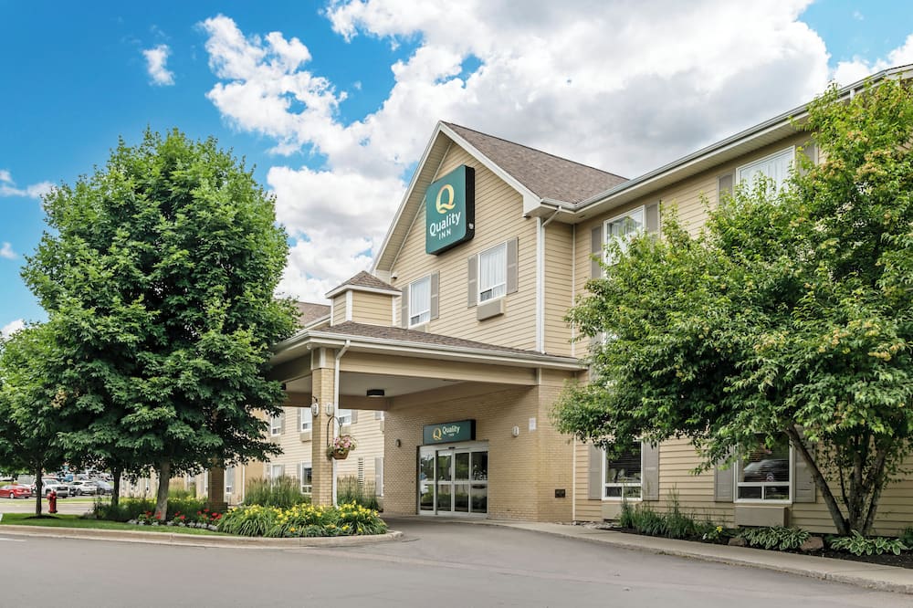 クオリティ イン エアポート 写真