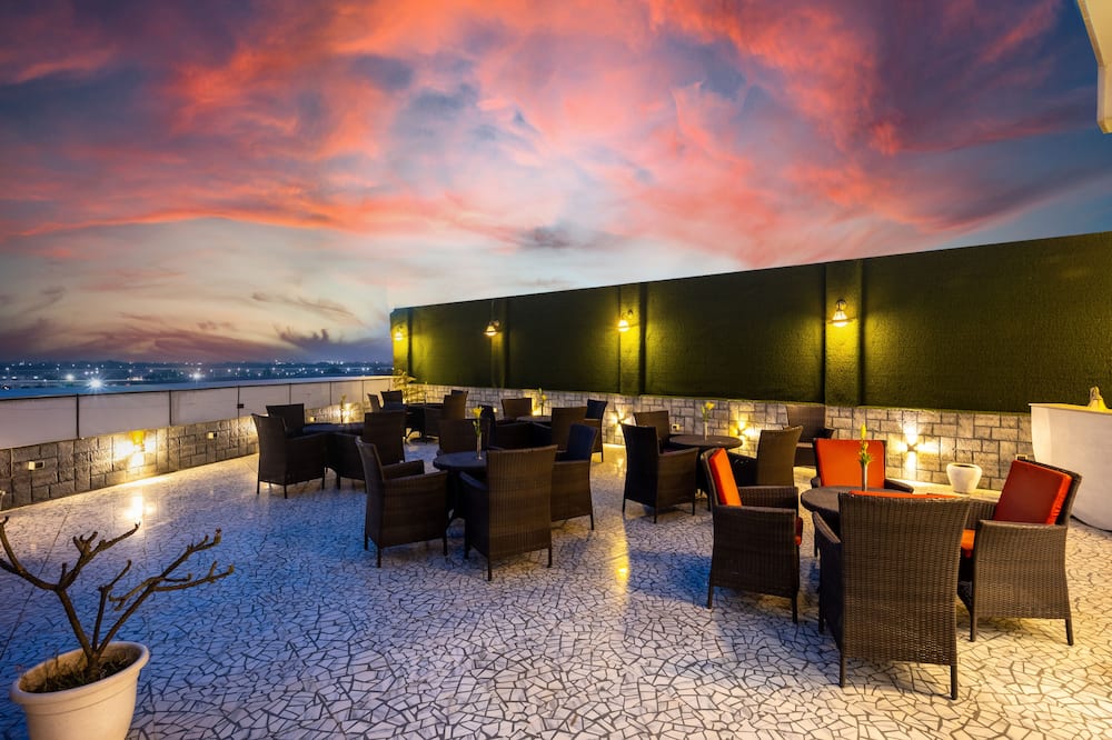 ホテル シャンティ パレス 写真