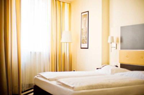 Bristol Hotel - Frankfurt City Centre - Central 写真