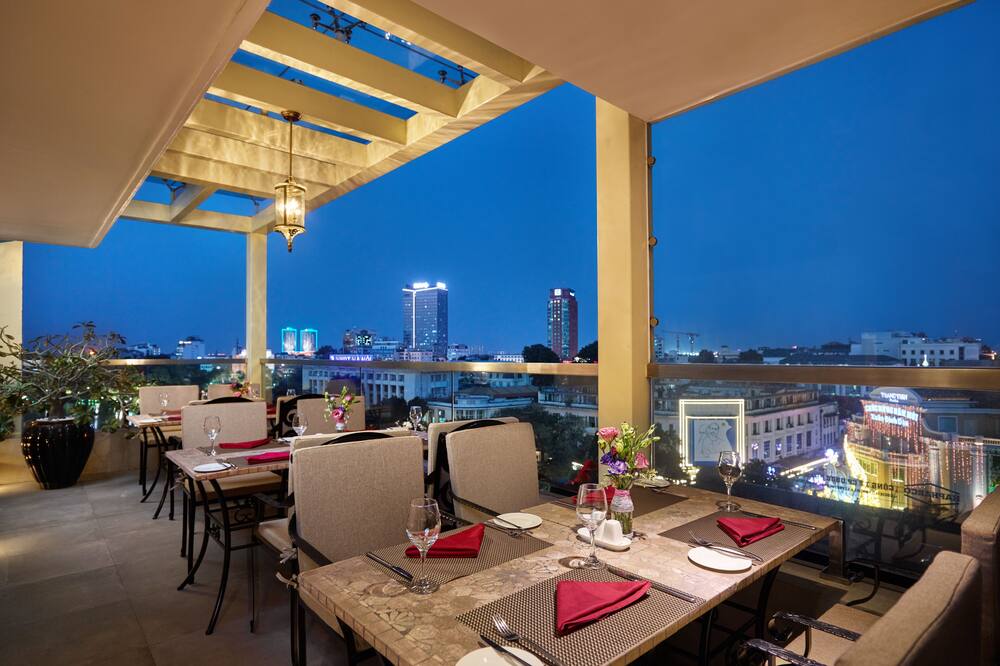 シルク パス ブティック ハノイ 写真