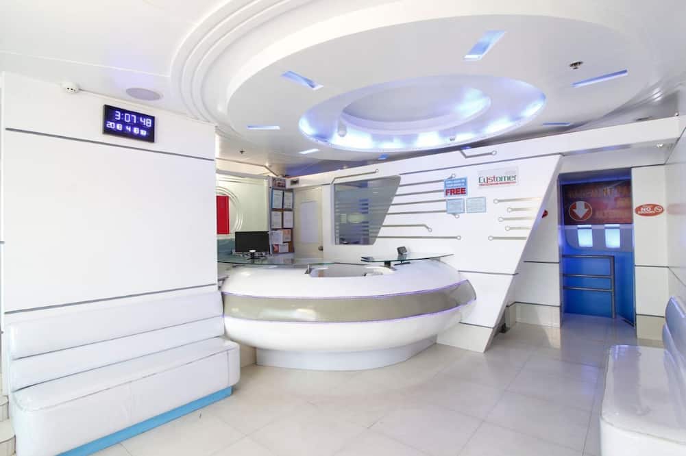 アストロテル カランバ 写真