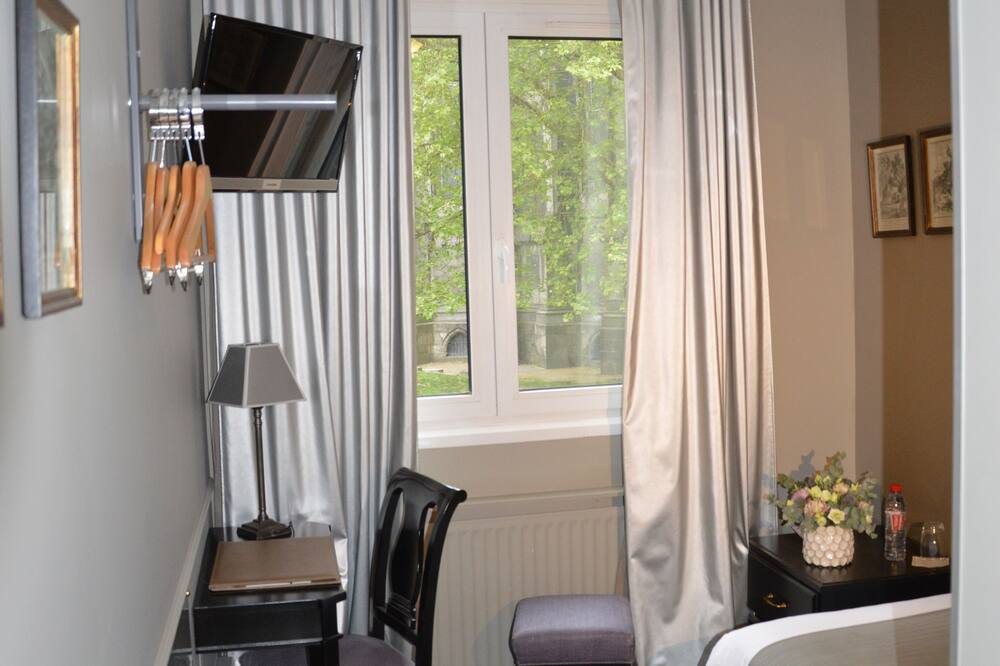 ホテル ド ラ トレイユ 写真