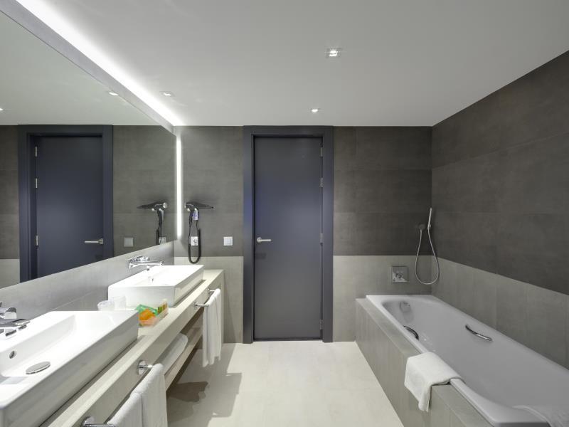 NH コレクション サン セバスティアン アランサス 写真