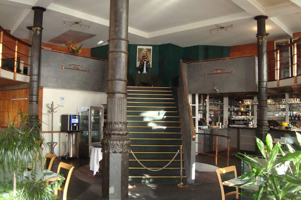 ル ドーム ホテル 写真