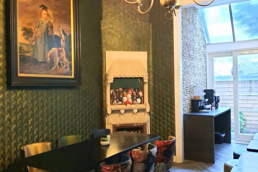 ホテル ワシントン 写真