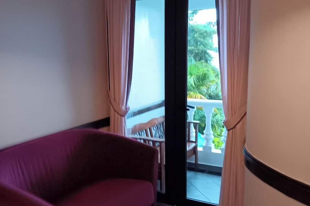 ザ バラズ ホリデイ シャレー 写真