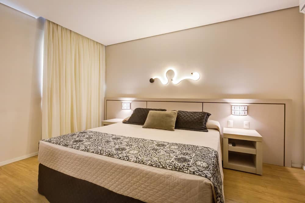 ヴィアーレタワーホテル 写真