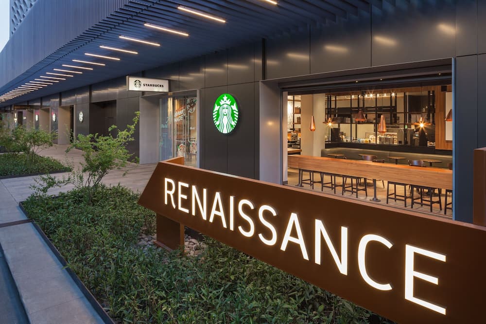 ルネッサンス フェニックス ダウンタウン 写真