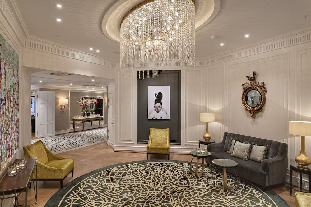 ホテル コンチネンタル 写真