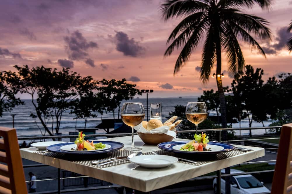 ホリデイ アオナン ビーチ リゾート クラビ 写真