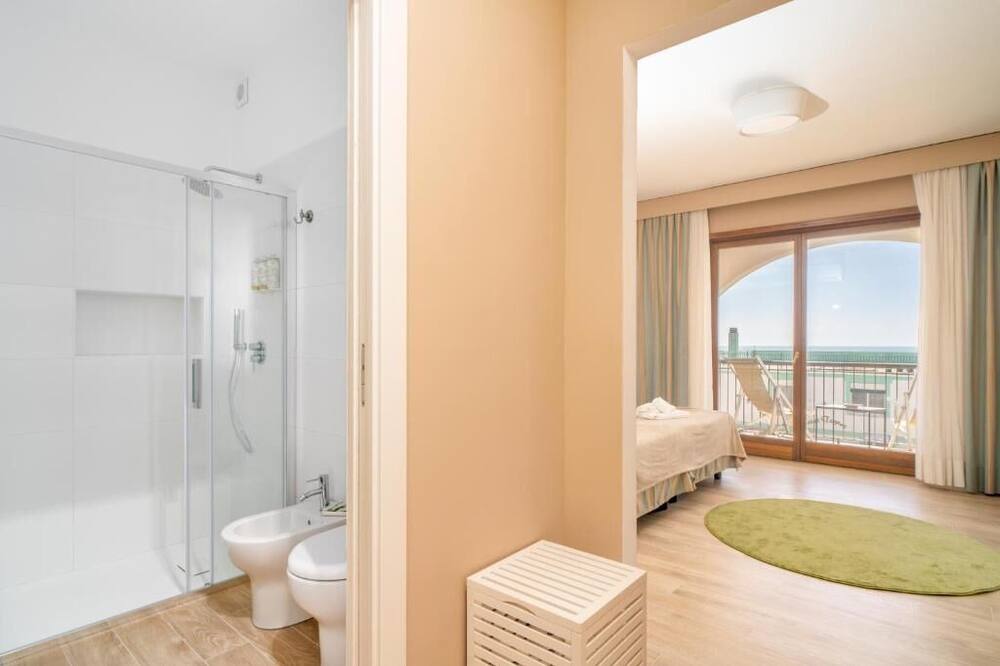 Smy Civico Zero 写真