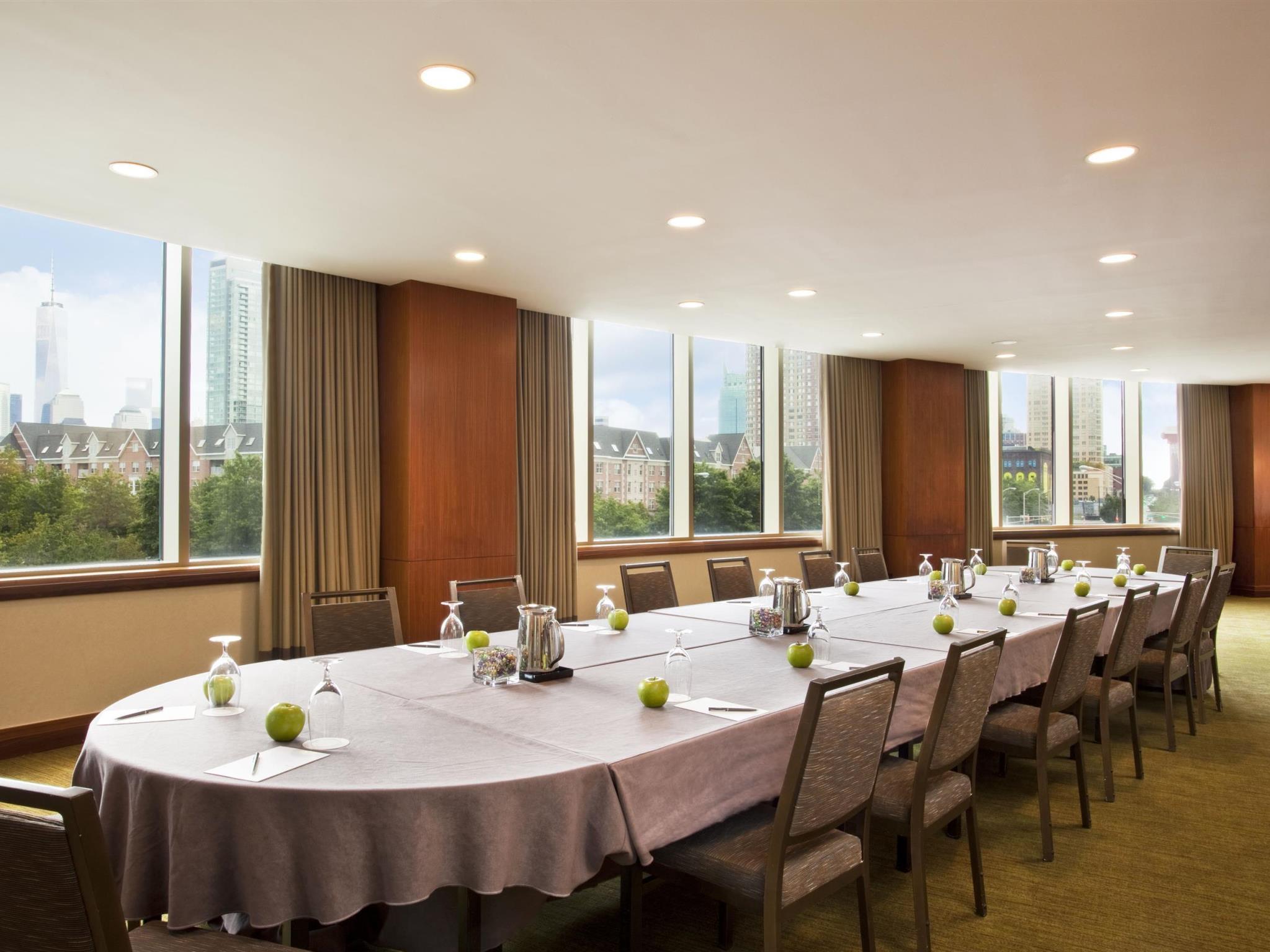 ザ ウェスティン ジャージー シティ ニューポート 写真