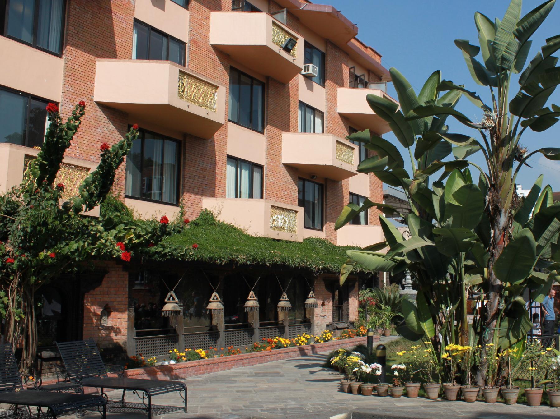 ホテル マナスル 写真