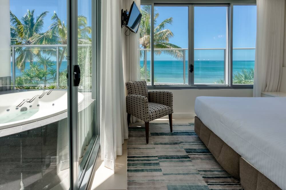 オン ザ ビーチ ヌーサ リゾート 写真