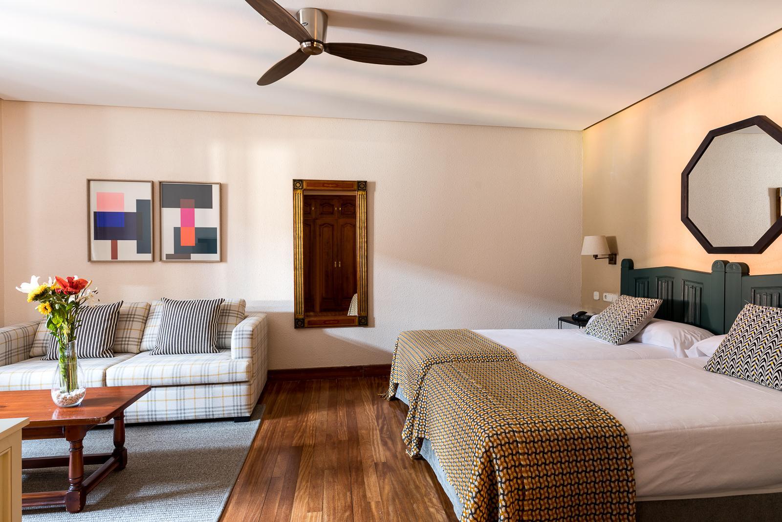 パラドール デ オンダリビア 写真