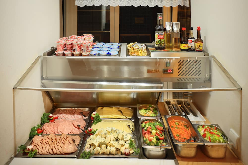 ホテル ゴールデン シティ 写真