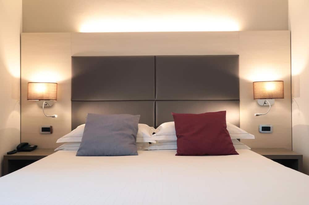 ホテル カンピオン 写真