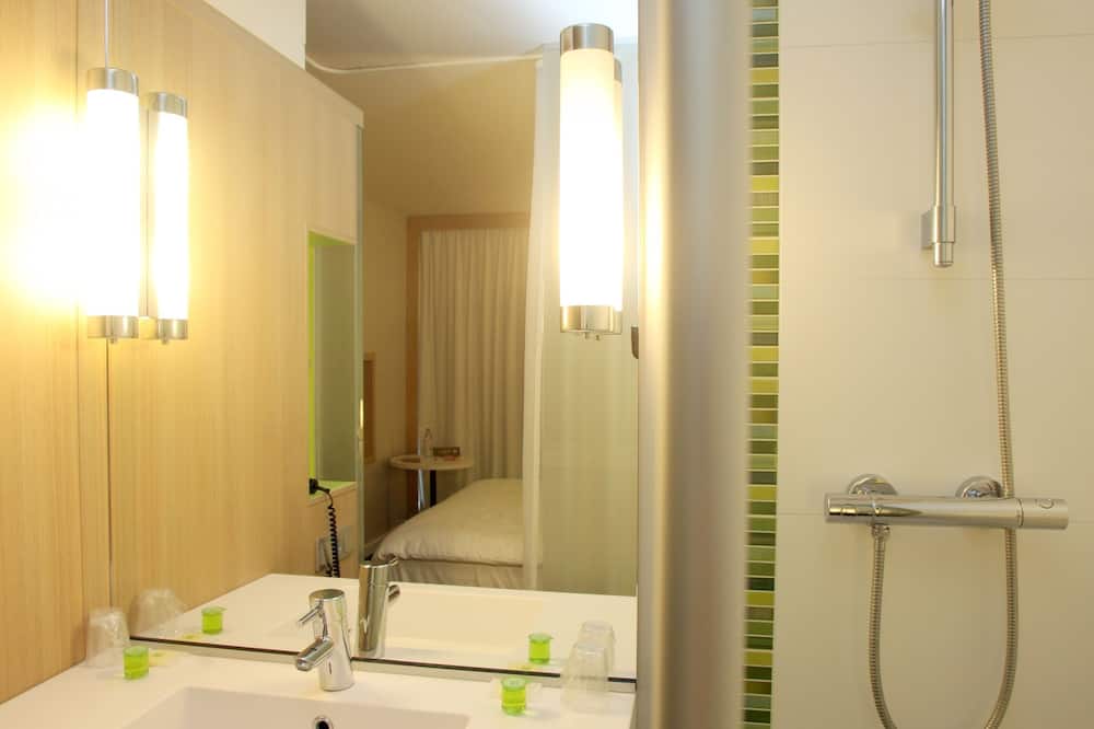 ibis Styles Nantes Rezé Aéroport 写真