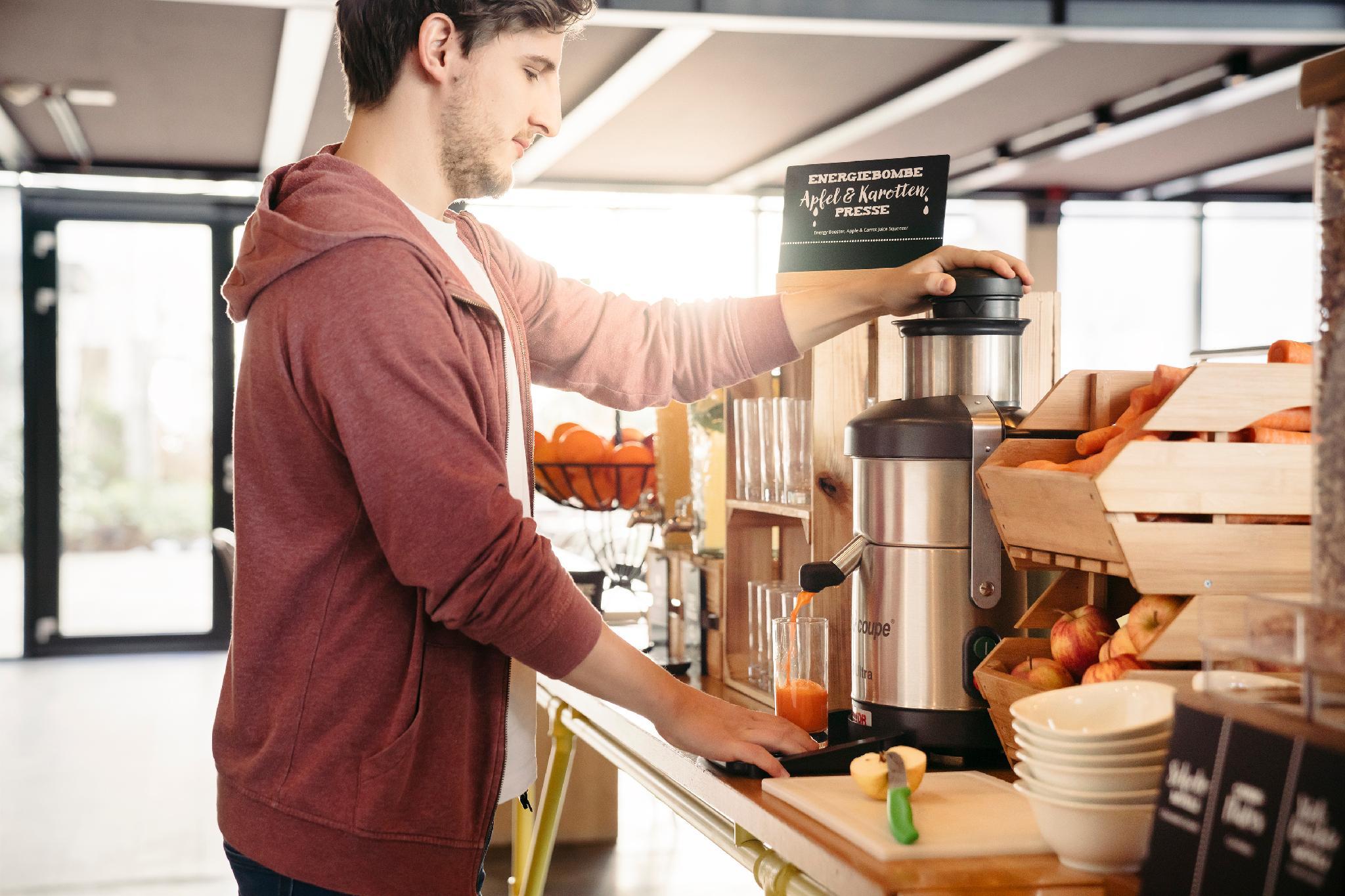 ホテル シャーニー ヴィーン ハウプトバーンホフ 写真