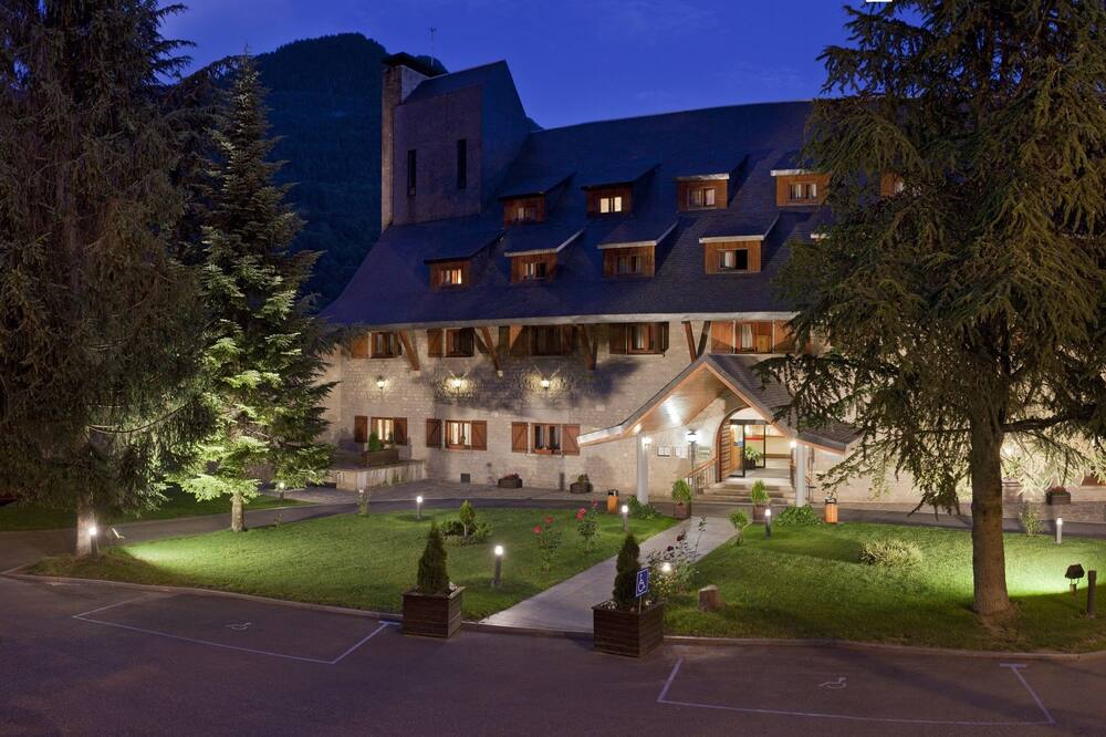 パラドール デ アルティエス 写真