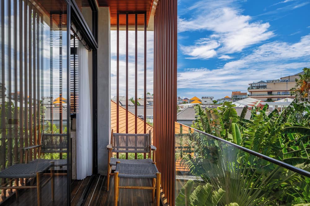 アビエーター バリ 写真