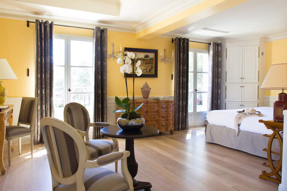 ロテル デュ カステレ 写真