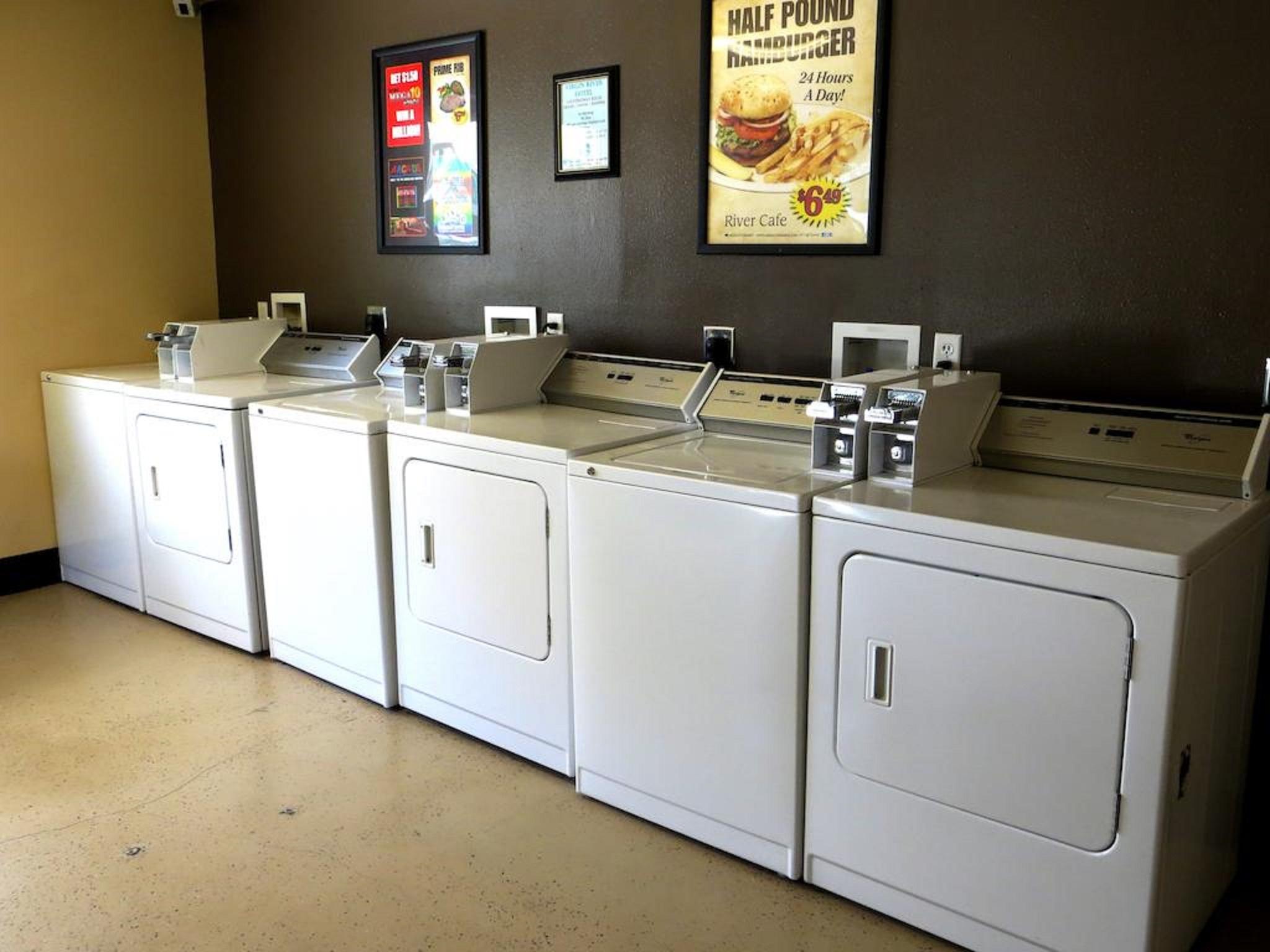 バージン リバー ホテル アンド カジノ 写真