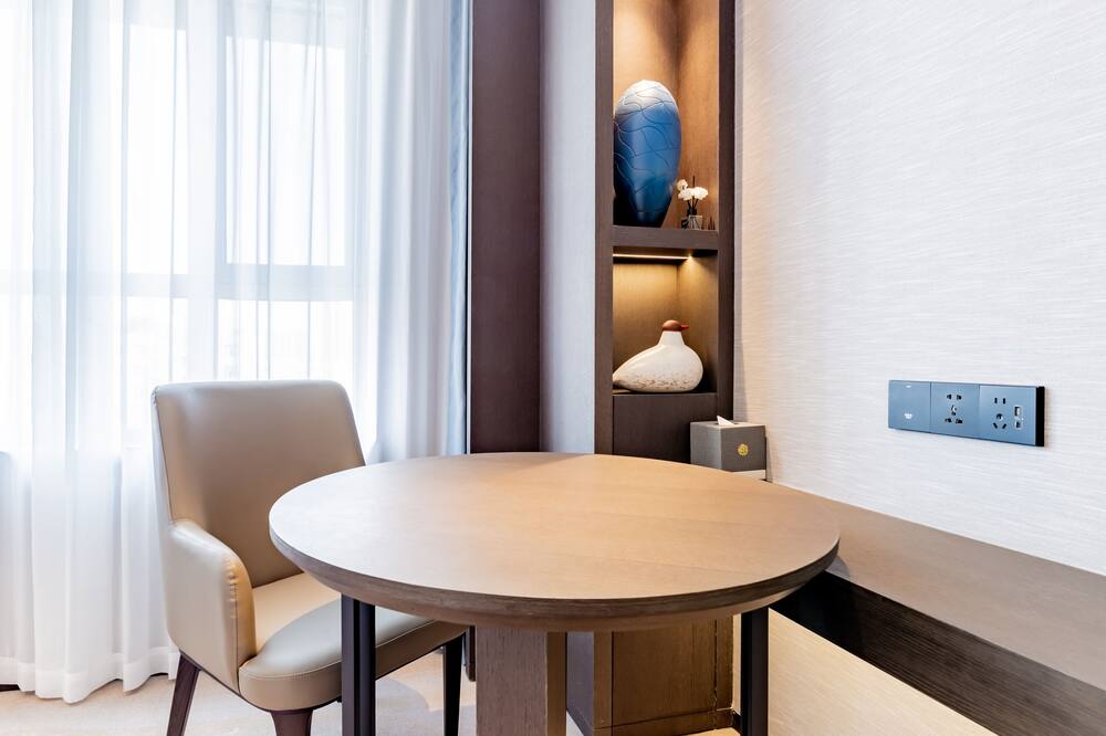 Ramada by Wyndham Bayannur 写真