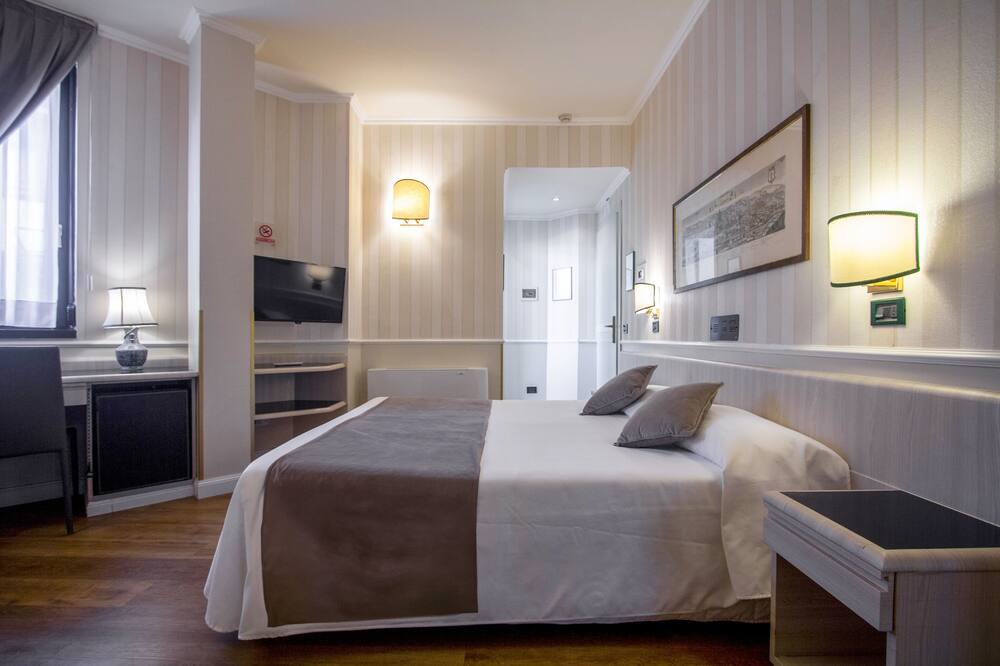 ホテル フローラ 写真