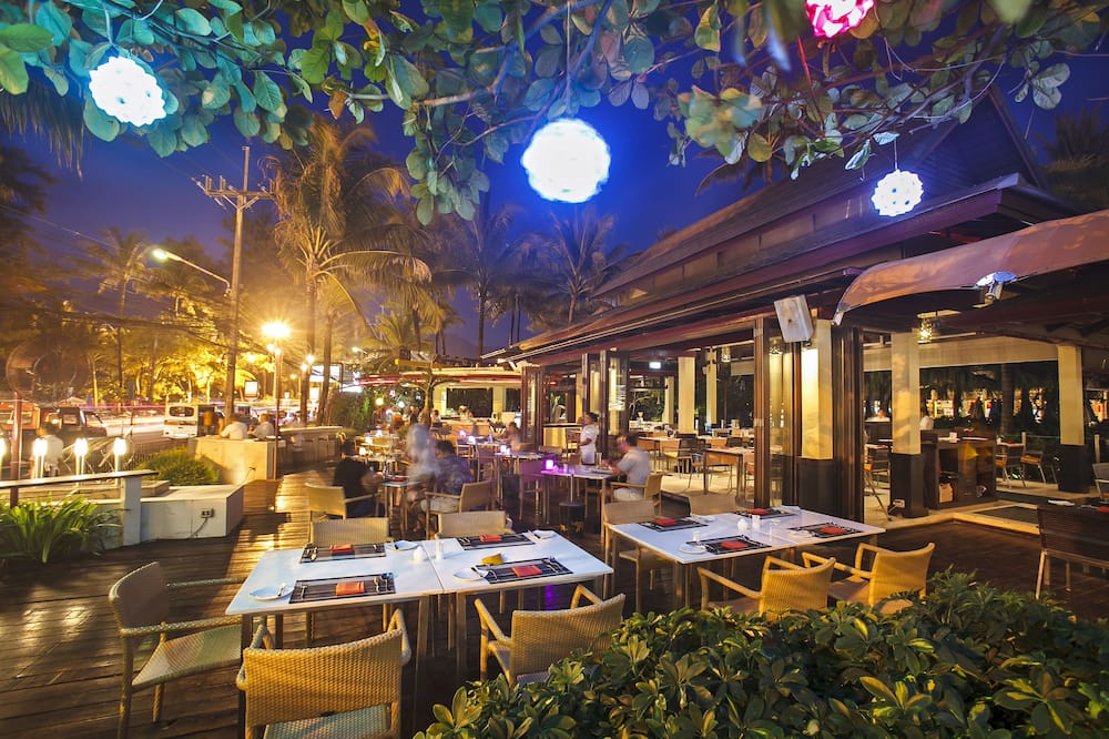 ホリデイ イン リゾート プーケット バイ IHG 写真