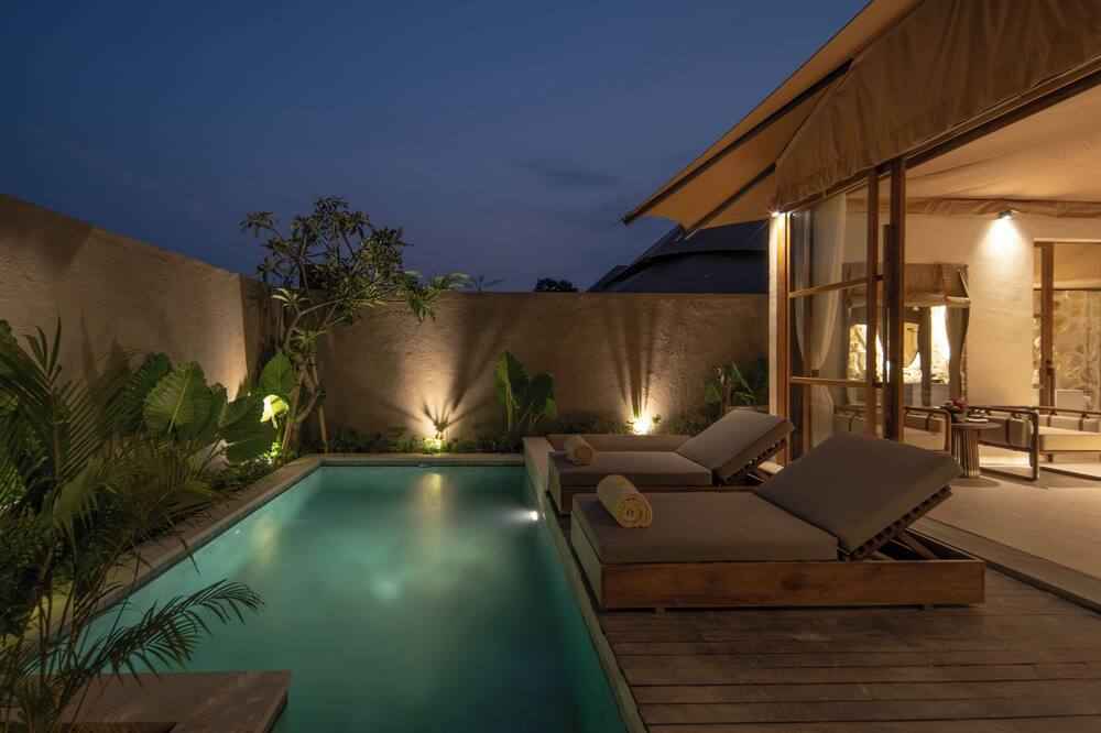 ウブド マス グランピング ラグジュアリー テント 写真