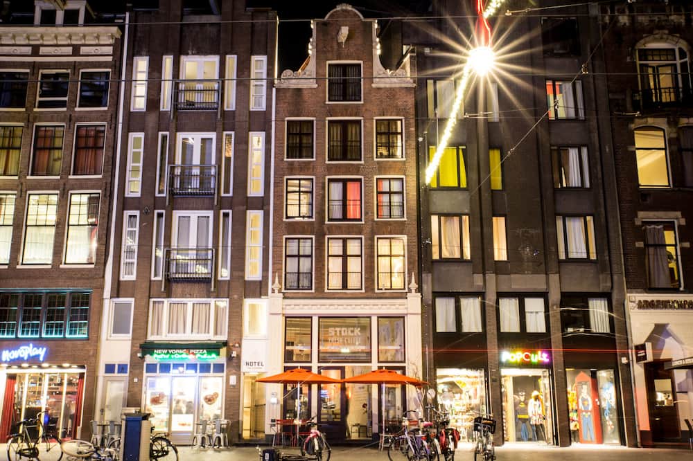 ホテル ジ エクスチェンジ 写真