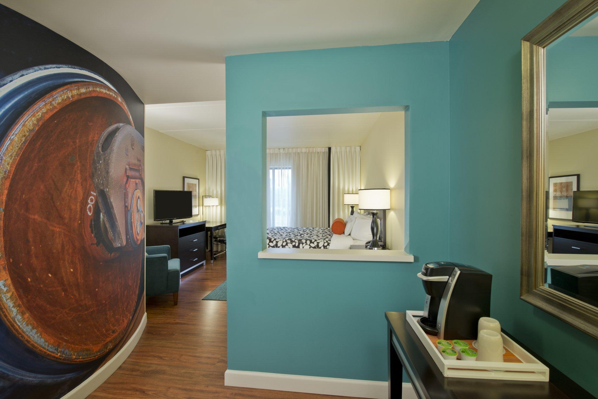 ホテル インディゴ アトランタ エアポート カレッジ パーク バイ IHG 写真