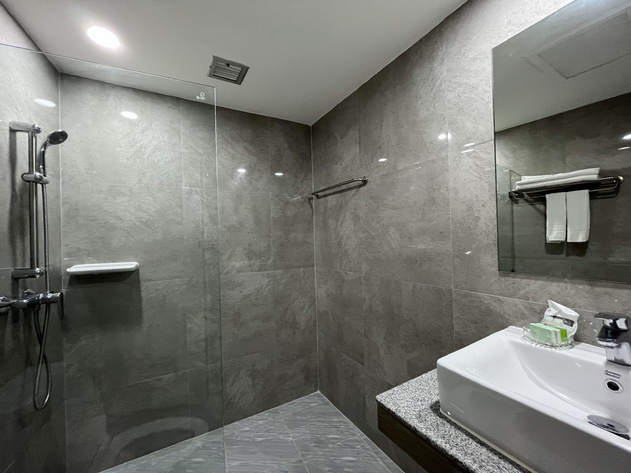 デーワラジ ホテル 写真