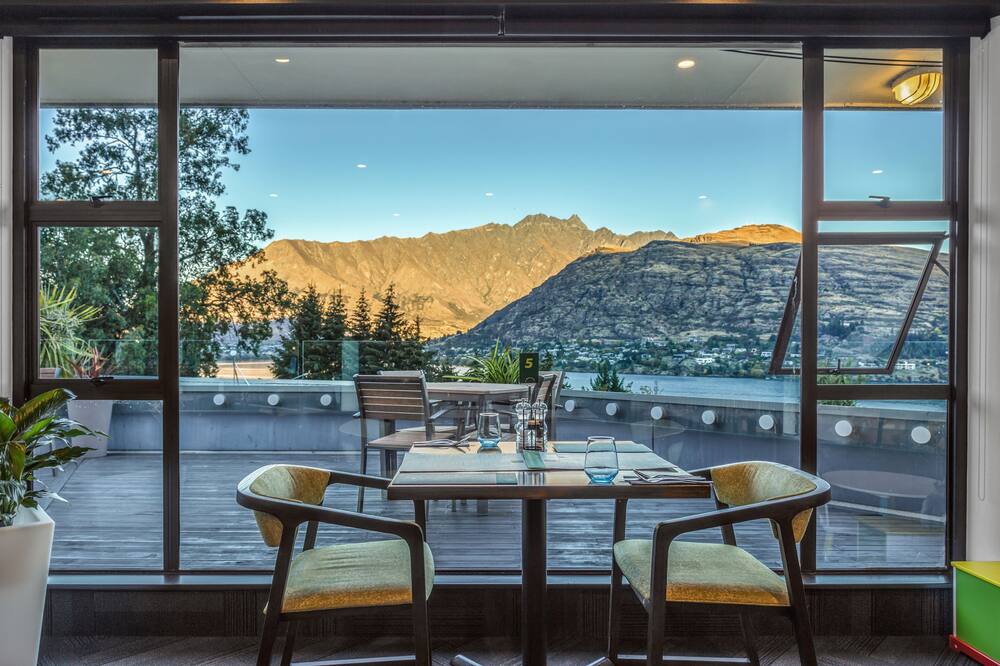 ホリデイ イン クイーンズタウン フランクトン ロード バイ IHG 写真