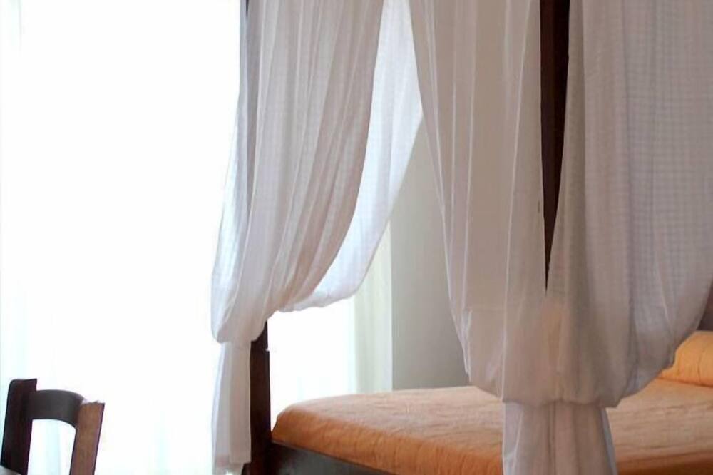 ホテル ポッジョ デリ ウリーヴィ 写真