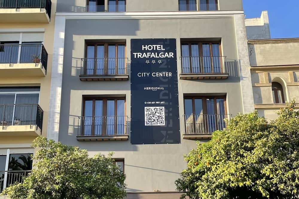 ホテル トラファルガー 写真