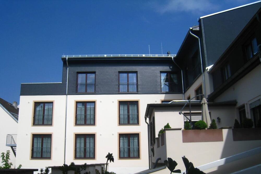 アルトドイチェ ヴァインシュトゥーベ スーペリア 写真