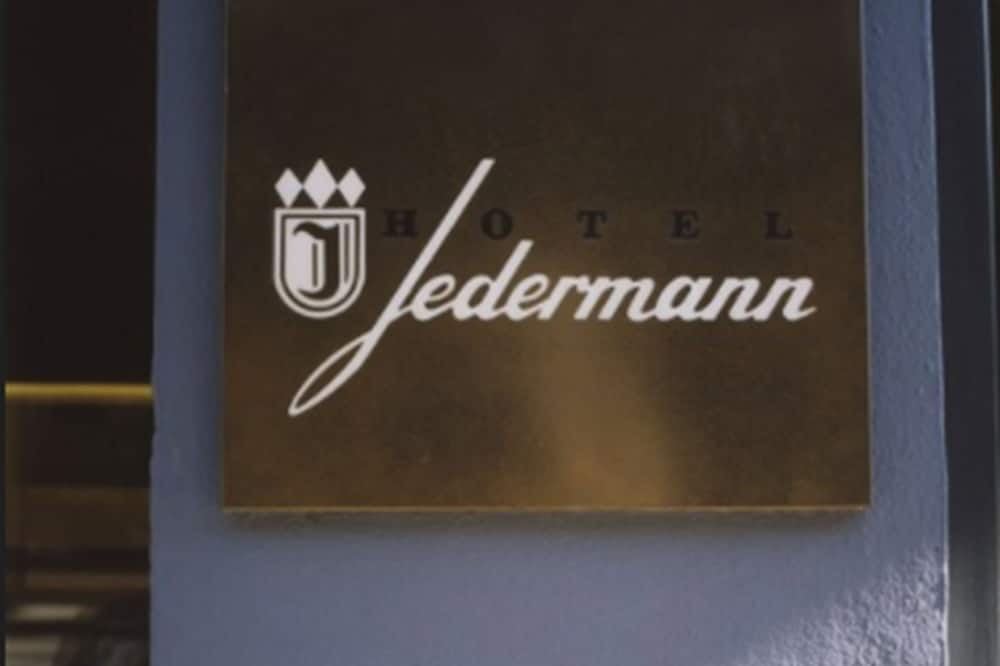 ホテル イェーダーマン 写真