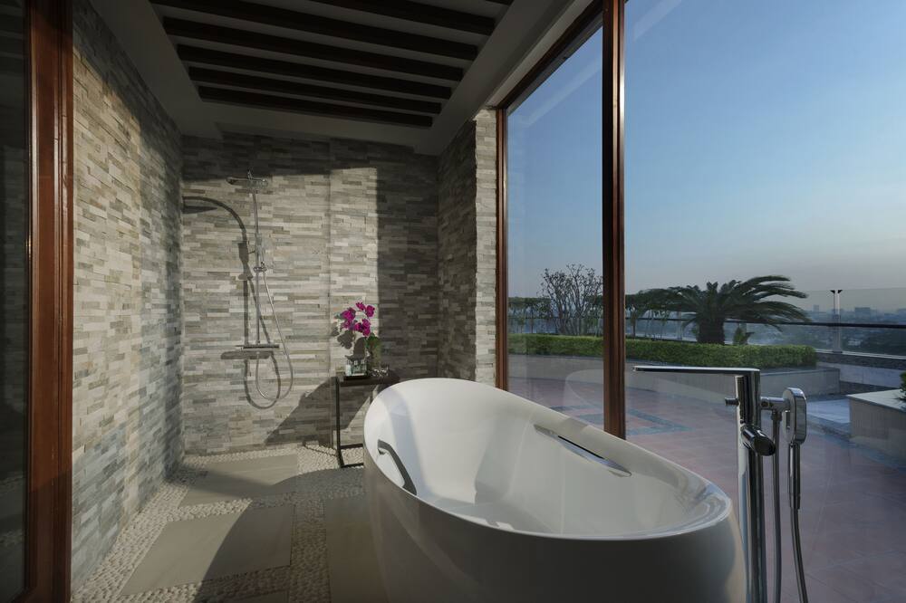 メリア ヤンゴン 写真