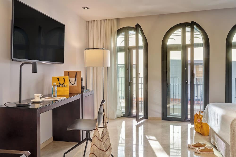 ホテル レイ アルフォンソ X 写真