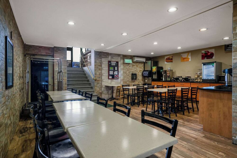 クオリティ  イン JFK エアポート ロックアウェイ ブルバード 写真