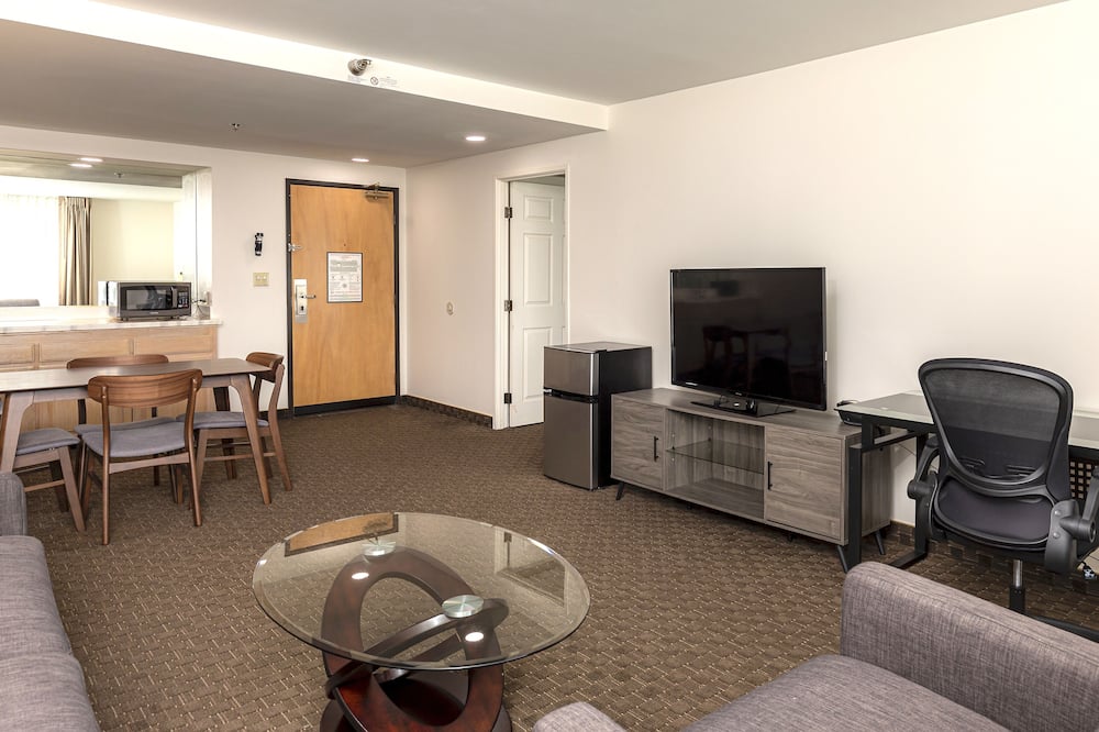 ニュー ガーデナ ホテル 写真