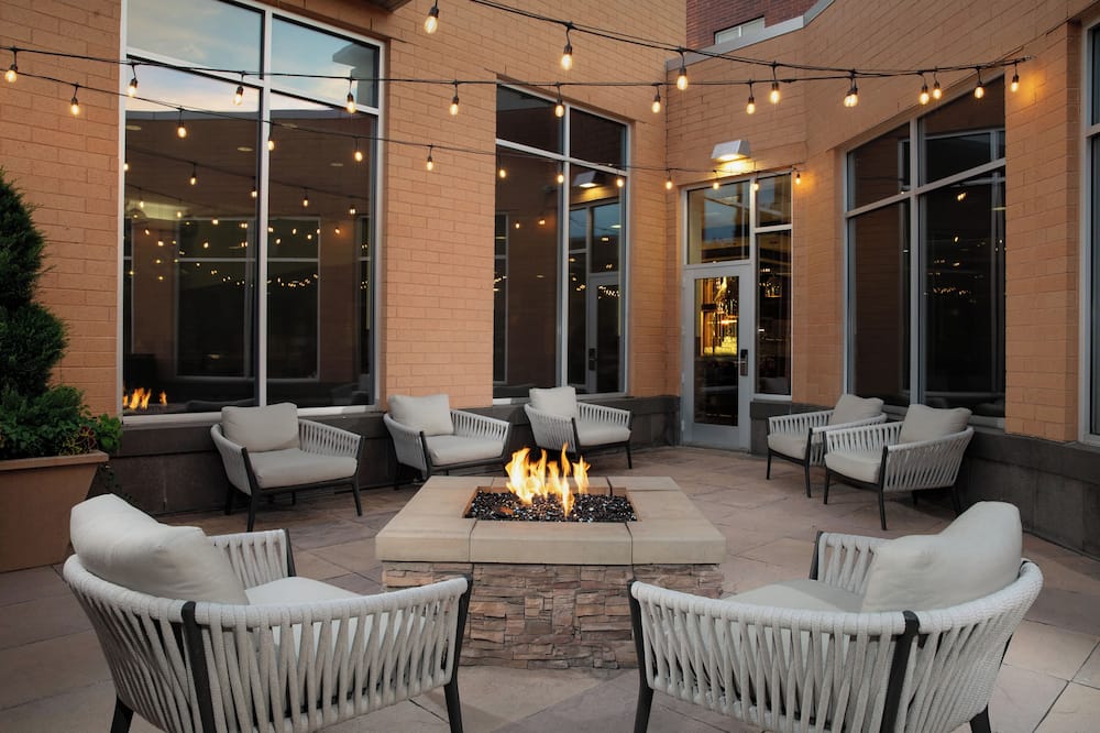 ヒルトン ガーデン イン フォート ワース メディカル センター 写真