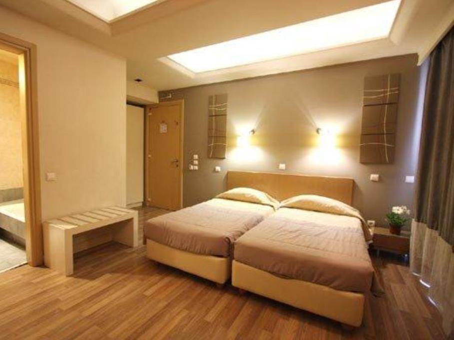 アリストン ホテル 写真