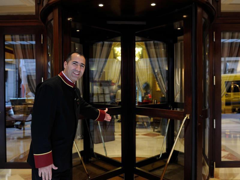 ホテル カリフォルニア シャンゼリゼ 写真