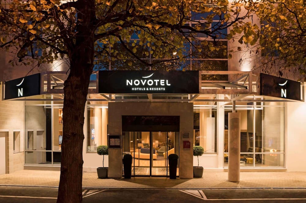 ノボテル シャトー ドゥ ヴェルサイユ ホテル 写真