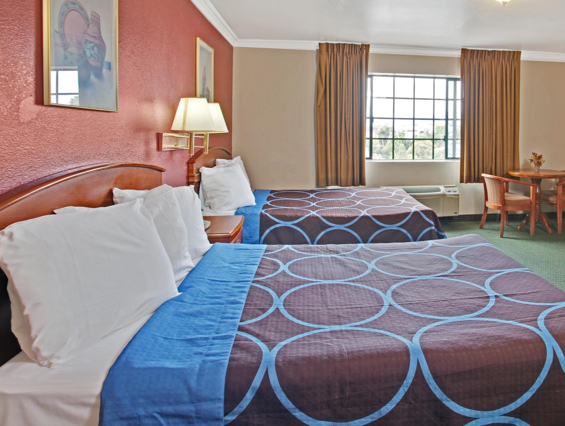 スーパー 8 バイ ウィンダム ハリウッド / LA エリア 写真