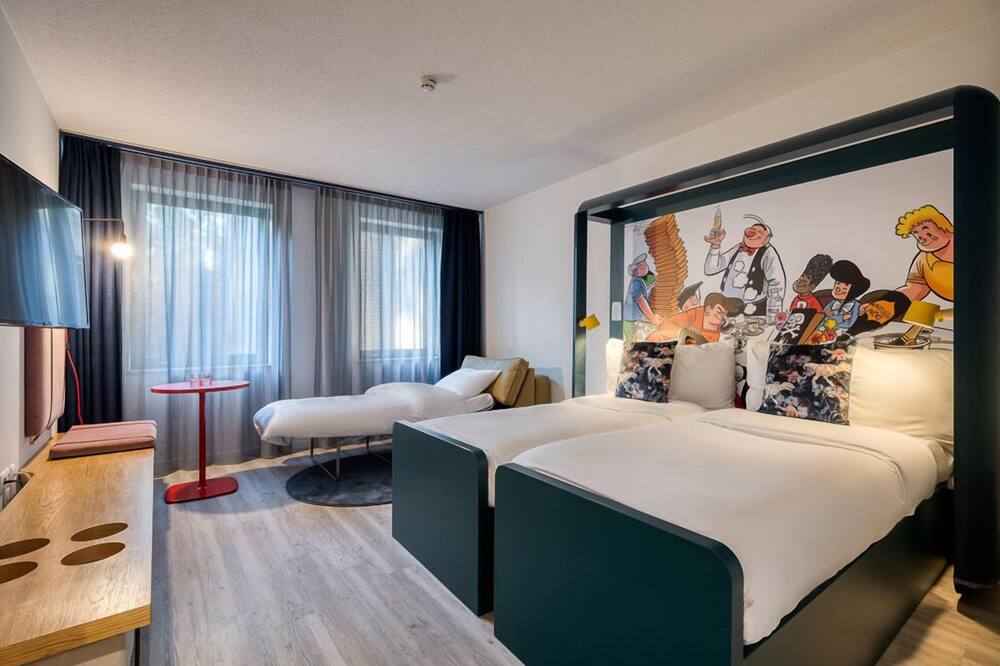 B&B ホテル ブリュッセル セントー ルイーズ 写真