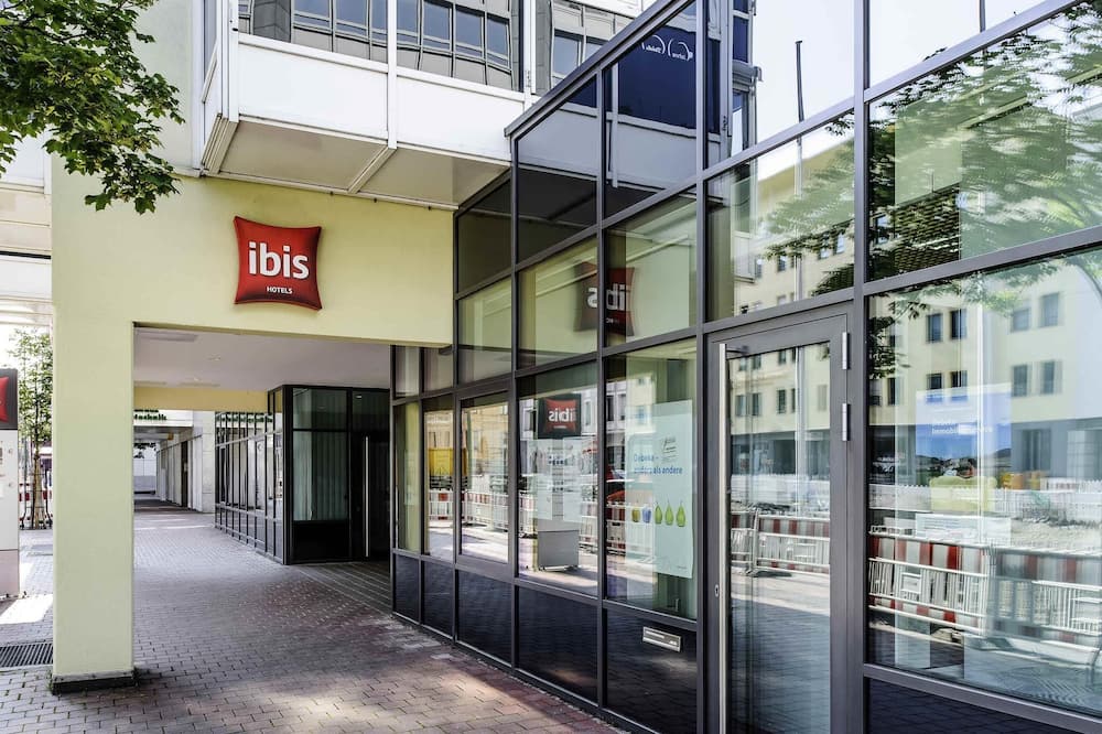 イビス アウクスブルク ハウプトバーンホフ 写真